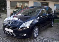 Peugeot 5008 Allure 1.6 Blue HDI --- 7LUGRES