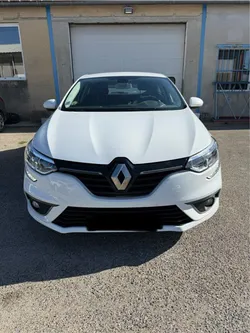 RENAULT Mégane IV Hatchback 1.5 Blue dCi 95 cv