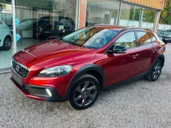 VOLVO V40 CROSS COUNTRY D2 115 Xénium