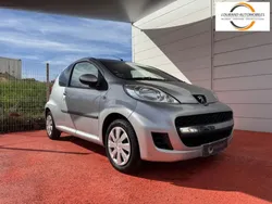 Peugeot 107 1.0e 12V 68ch BLUE LION Trendy
