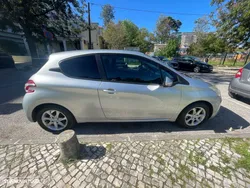 Peugeot 208 1.2 VTi Active