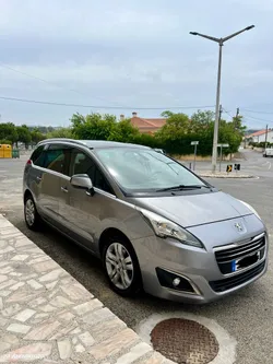 Peugeot 5008 BlueHDI 120 EAT6 Stop & Start Allure