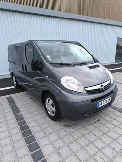 Vivaro 9 places