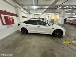 Tesla Model 3 Standard Range Plus RWD