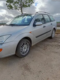 Ford Focus 1.4 gasolina