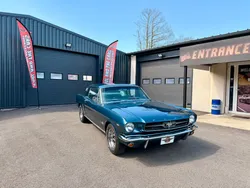 Ford Mustang Coupe