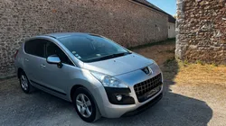 Peugeot 3008 1.6 e-HDi112 FAP Business BVA --179 000 Km -- Belle Configuration -- Familiale -- Garantie 12 Mois