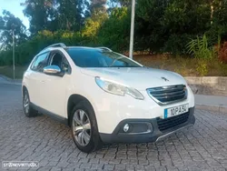 Peugeot 2008 1.2 PureTech Allure