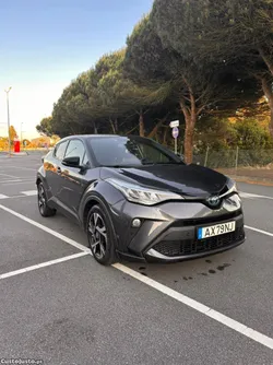 Toyota C-HR Square Collection