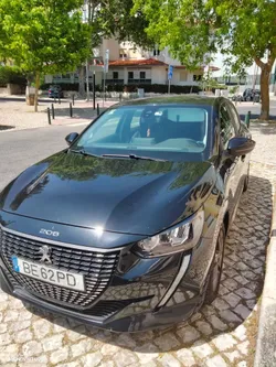 Peugeot 208 PureTech 100 EAT8 Active