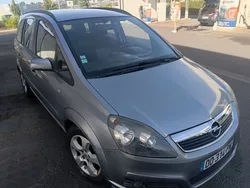 Beau zafira 1.6i 7 places 2006 pack tbe ct ok reprise possible