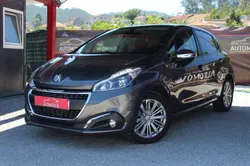 Peugeot 208 1.2 PureTech Signature