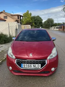 Peugeot 208 1.6 VTi GTi
