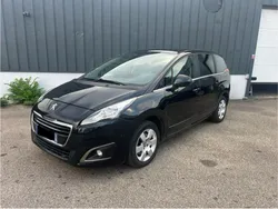 PEUGEOT 5008 7 PLACES ALLURE 1,6 BHDI 120ch 2017