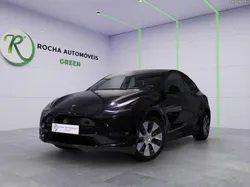 Tesla Model Y Standard Long Range RWD