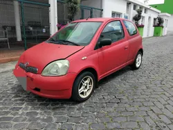Toyota Yaris 1.0 3 portas