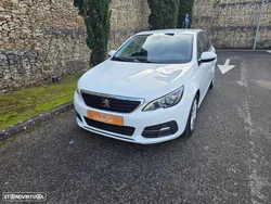 Peugeot 308 1.5 BlueHDi Business Line
