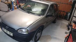 Opel Corsa B 1.5 td motor isuzu