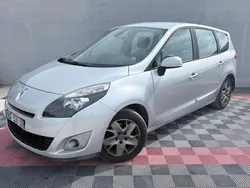 Renault grand Scénic 1.5 dci 110 AUTHENTIQUE 7PL