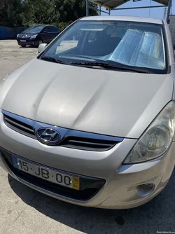 Hyundai i20 1.2 86cv
