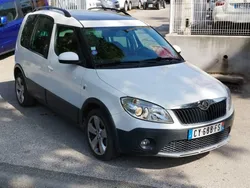 SKODA ROOMSTER TSI - 105 Scout TOIT PANO