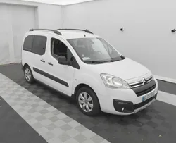 Citroën Berlingo 1.2 PURETECH110 XTR+ (EQUIPE TPMR)