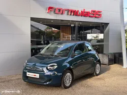 Fiat 500e Action