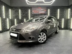 Ford FOCUS 1.6 TDCI 105CH ECONETIC *CLIM *PARK ASSIST * SIEGES CHAUFFANTS *DISTRI OK