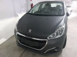Peugeot 208 1.2 Roland Garros
