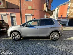 Peugeot 2008 1.2 PureTech Active
