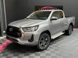 TOYOTA HILUX X-TRA CABINE RC23 - 2.8L 204 D-4D LEGENDE 4WD - ATTELAGE - 4x4