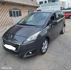 Peugeot 5008 1.6 BlueHDi Allure