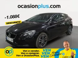 VOLVO V40 D3 Momentum 150