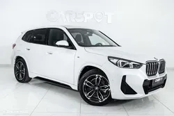 BMW iX1 xDrive30 Pack Desportivo M
