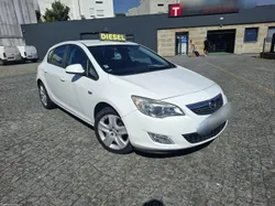 Opel Astra CDTI 5PORTAS VERSAO NJOY