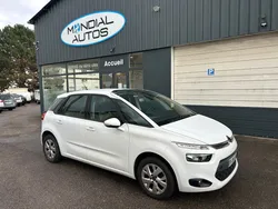 Citroen c4 picasso 1.2 130cv boite 6 vitesse gps caméra 135000 kms kit distribution à jour ct ok garantie 12 mois