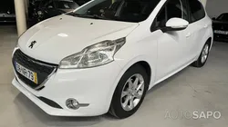 Peugeot 208 1.2 PureTech Allure de 2013