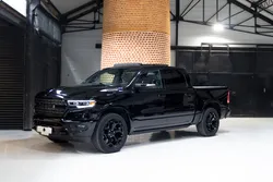 Dodge RAM 1500 Limited V8 5.7L HEMI 2018 ETHANOL / PAS DE MALUS / TVA Récupérable (Audio Harman/Kardon, CarPlay, Sièges chauffants & ventilés...