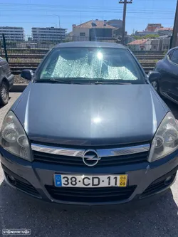 Opel Astra 1.3 CDTi Edition