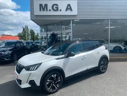 Peugeot 2008 130 chevaux | GT Line | Toit ouvrant panoramique | Apple car Play | Attelage