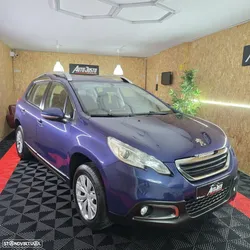 Peugeot 2008 1.2 VTi Active