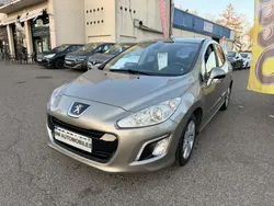 Peugeot 308 1.6 Essence 120 CV Sign