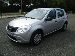 Sandero 1.2 16v 75ch,5cv,90700kms,06/2012(clio,207,206,c3)....