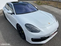 Porsche Panamera Sport Turismo 4 E-Hybrid