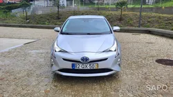 Toyota Prius 1.8 Luxury Pele de 2016