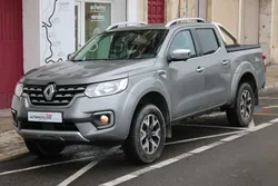 RENAULT Alaskan DOUBLE CABINE 2.3 DCI 190 INTENS 4X4 ( Attelage, Entretien Renault, Caméra 360 ° ... )