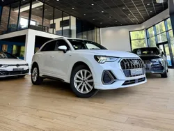 AUDI Q3 Q3 35 TDI 150 ch S tronic 7 Quattro S line
