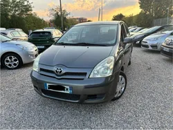 Toyota corolla verso 7places