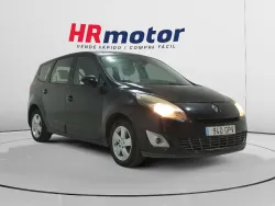 RENAULT Scenic Grand Scénic 1.9DCI Dynamique