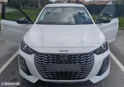 Peugeot 208 1.2 Hybrid Allure e-DCS6